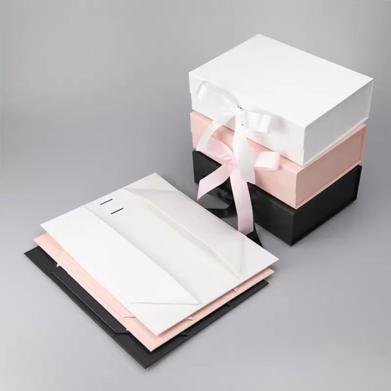 Wholesale Recyclable Foldable Paper Gift Box Magnetic Closure Clothing Box With Black Ribbon
