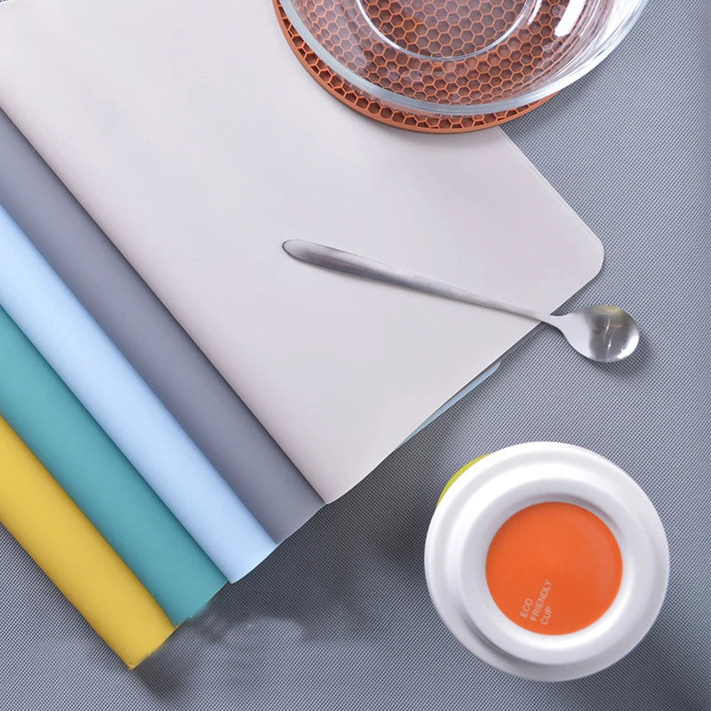 40x30cm Thick Silicone Rectangular Dining Mat Baking Insulation Pad for Student & Infant for Dining Table