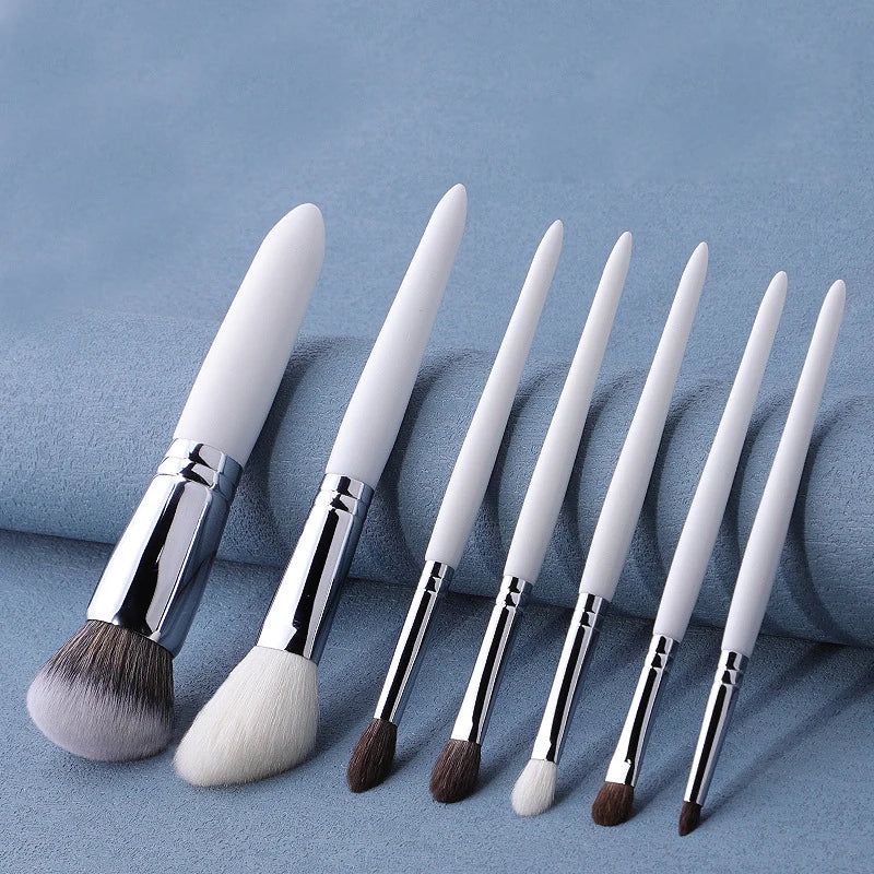New Arrival Pink Wood Handle Goat Hair Handmade 7-Piece Face & Concealer Makeup Brush Set High End