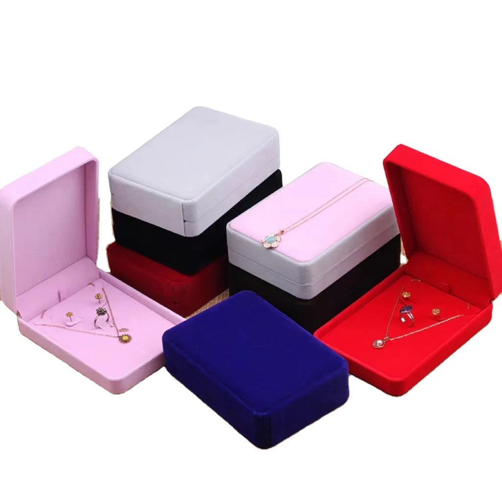Wholesale Flannelette Necklace Pendant Ring Earrings Set Jewelry Display Box With Custom LOGO