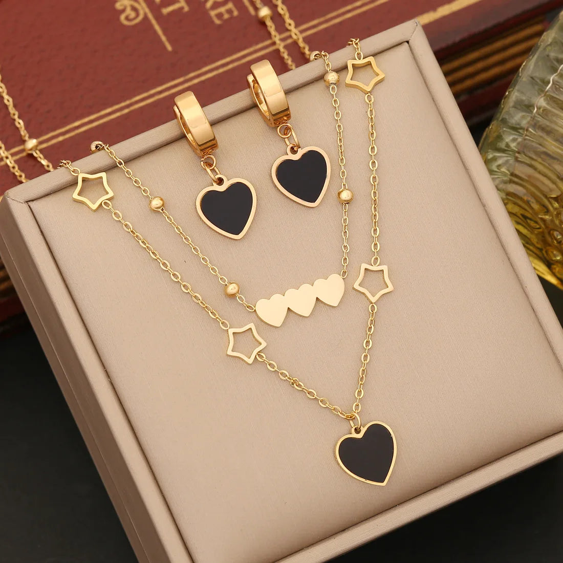 2023 New Simple 3Pcs Set Stainless Steel 18k Gold Plated Necklace Earrings Bracelet Heart Jewelry Set for Ladies
