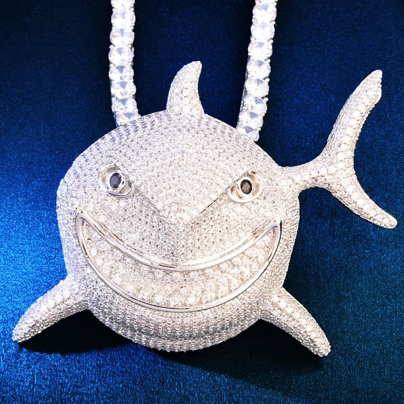 Hip Hop Style Brass Shark Pendant Full Zircon Iced Out Necklace Trendy Streetwear Statement Jewelry Party Club Unique Fashion