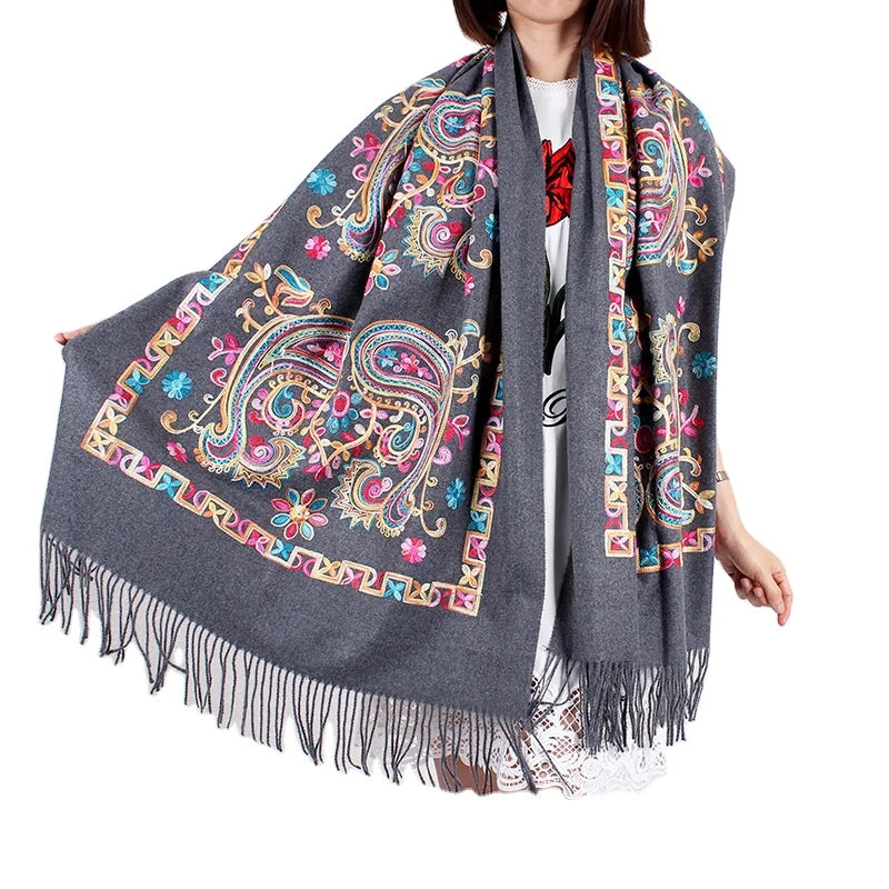 Wholesale Retro Embroidered Pashmina Scarf Soft Cashew Cashmere Feel Long Winter Floral Design Warm Women's Floral Flower Scarf