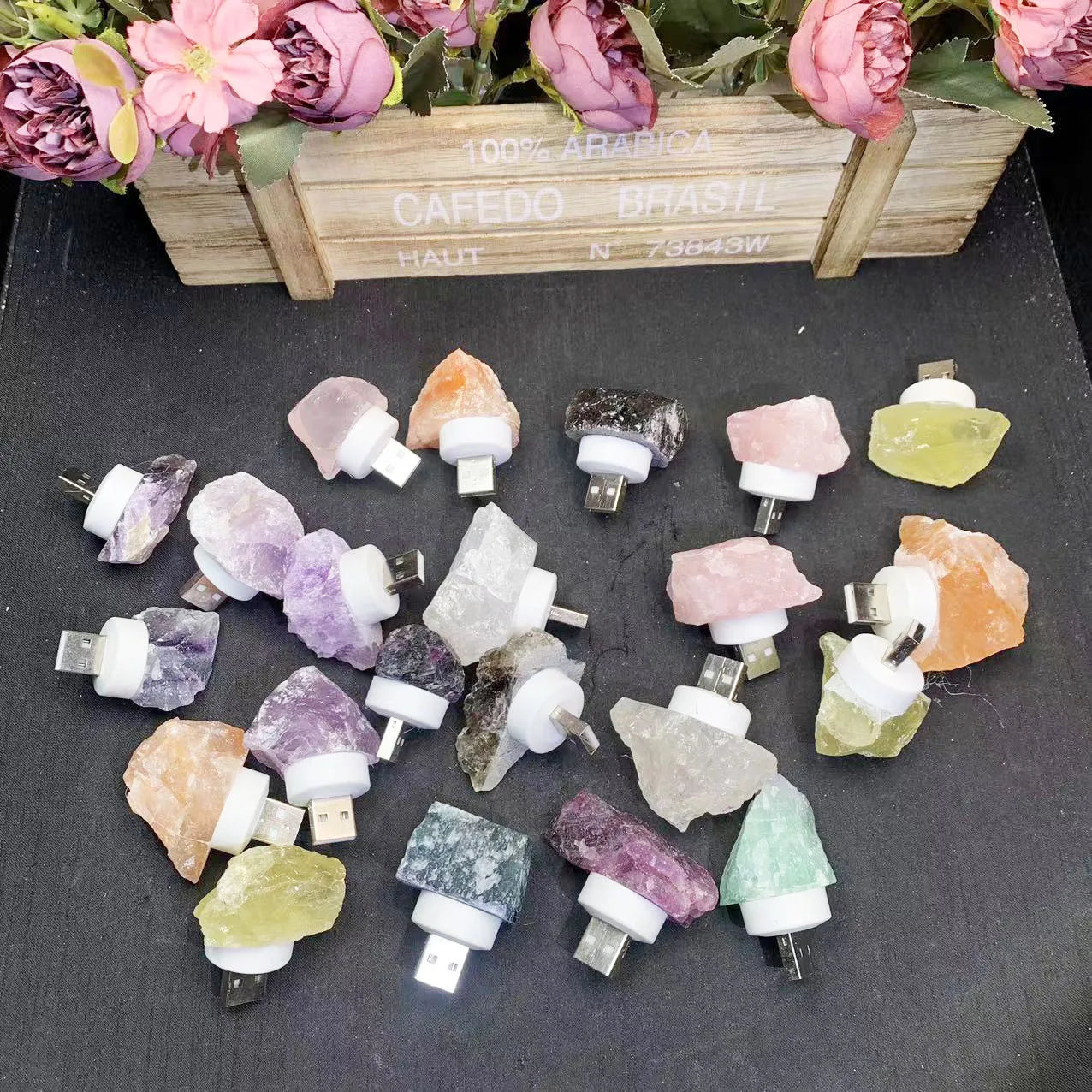 Kindfull Nature Crystal DIY USB Raw Stone Lamp Fengshui Mixed Rough Decoration Stone DIY Clear Lamp for Gift