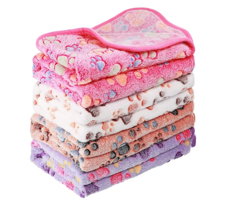 Wholesale Soft Warm Mattress Pet Dog Bed Blankets Paw Pattern Dog Cat Coral Pet Dog Blanket for Home Pet
