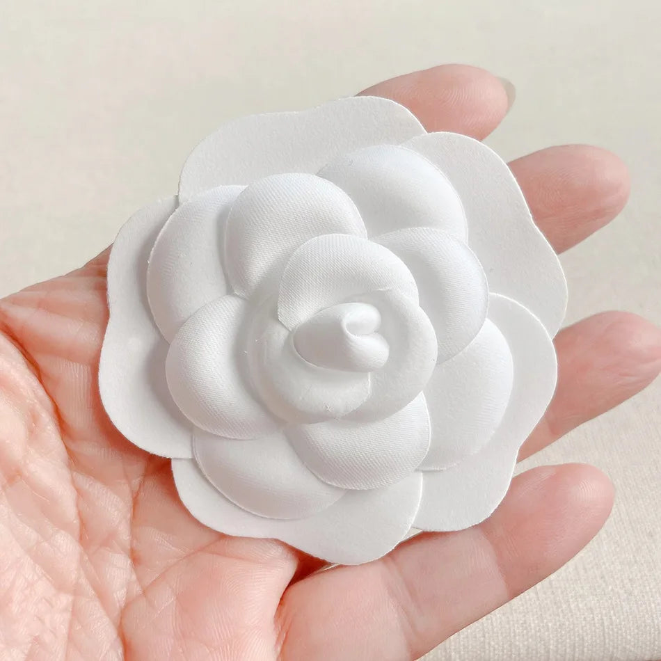 Off-the-shelf 5cm and 7.5cm White Rose Brooch Simulation Rose Flower Gift Box Packaging Jewelry DIY Rose Flower