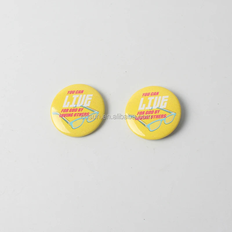 OEM Offset Printing Tinplate Button Badge with Safety Pin Cartoon Character