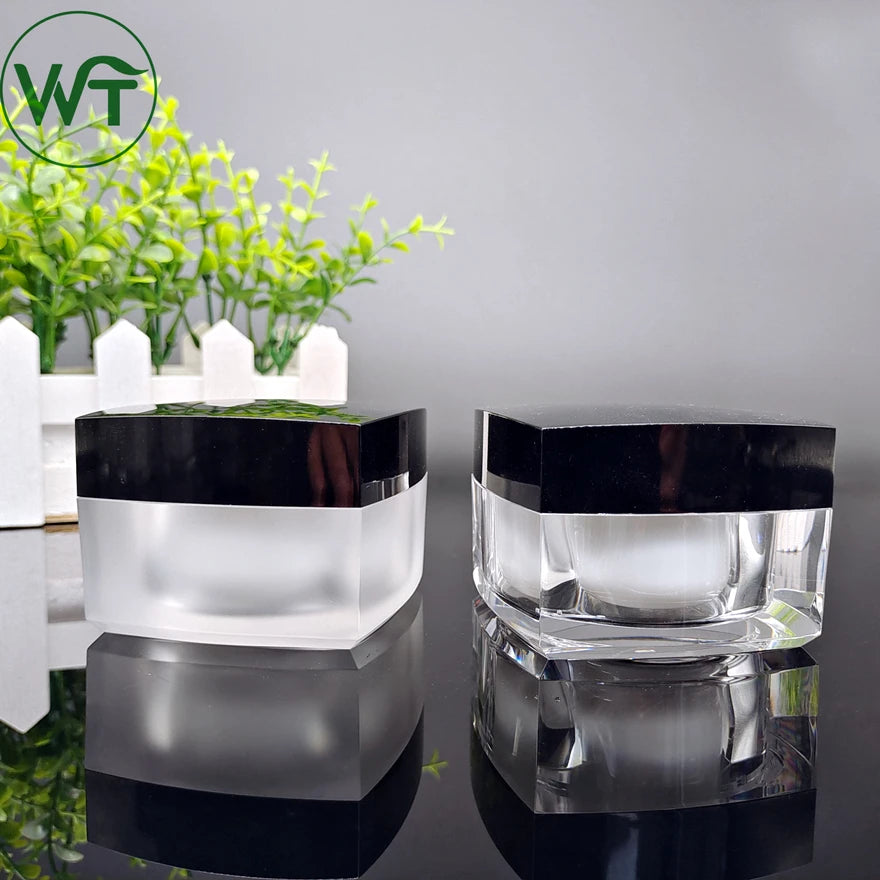 Wholesale 30 50 80 g Empty pink Round Container Face Lotion Cream Frosted Glass Cosmetic Jars with Plastic Lids