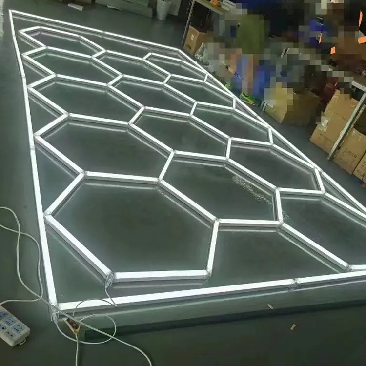 Free Design Easy to Stall Auto Detailing Car Showroom Garage Workshop Hexagon LED Lighting Car Work Light