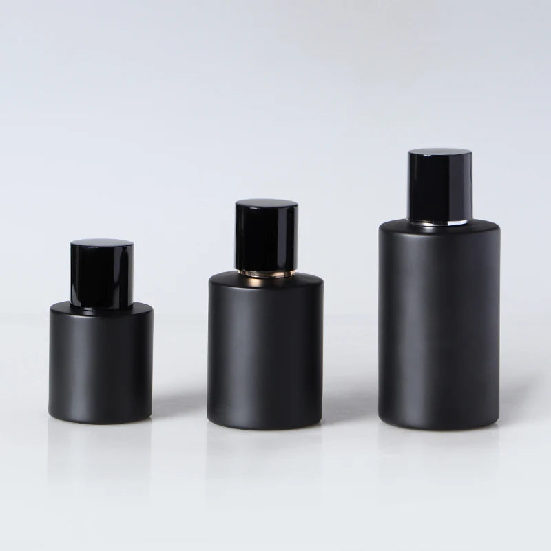 2024 Classic Round Shape Empty Matte Black Perfume Spray Glass Bottles with Black Round Lid