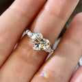 Huitan Hot Sale Luxury Dazzling Heart Design Crystal Cubic Zirconia Finger Rings for Exquisite Wedding Silver Plated Rings Women