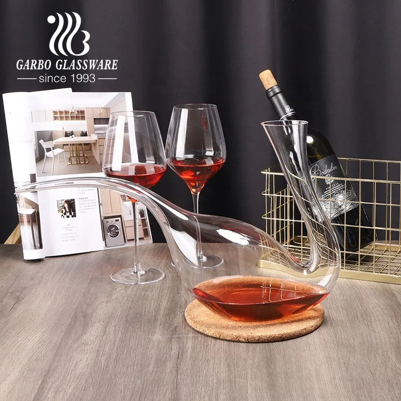 1500ml Swan-Shape Transparent Crystal Glass Wine Decanter Handmade Unique Shaped Decanter for Red Wine for Gifts