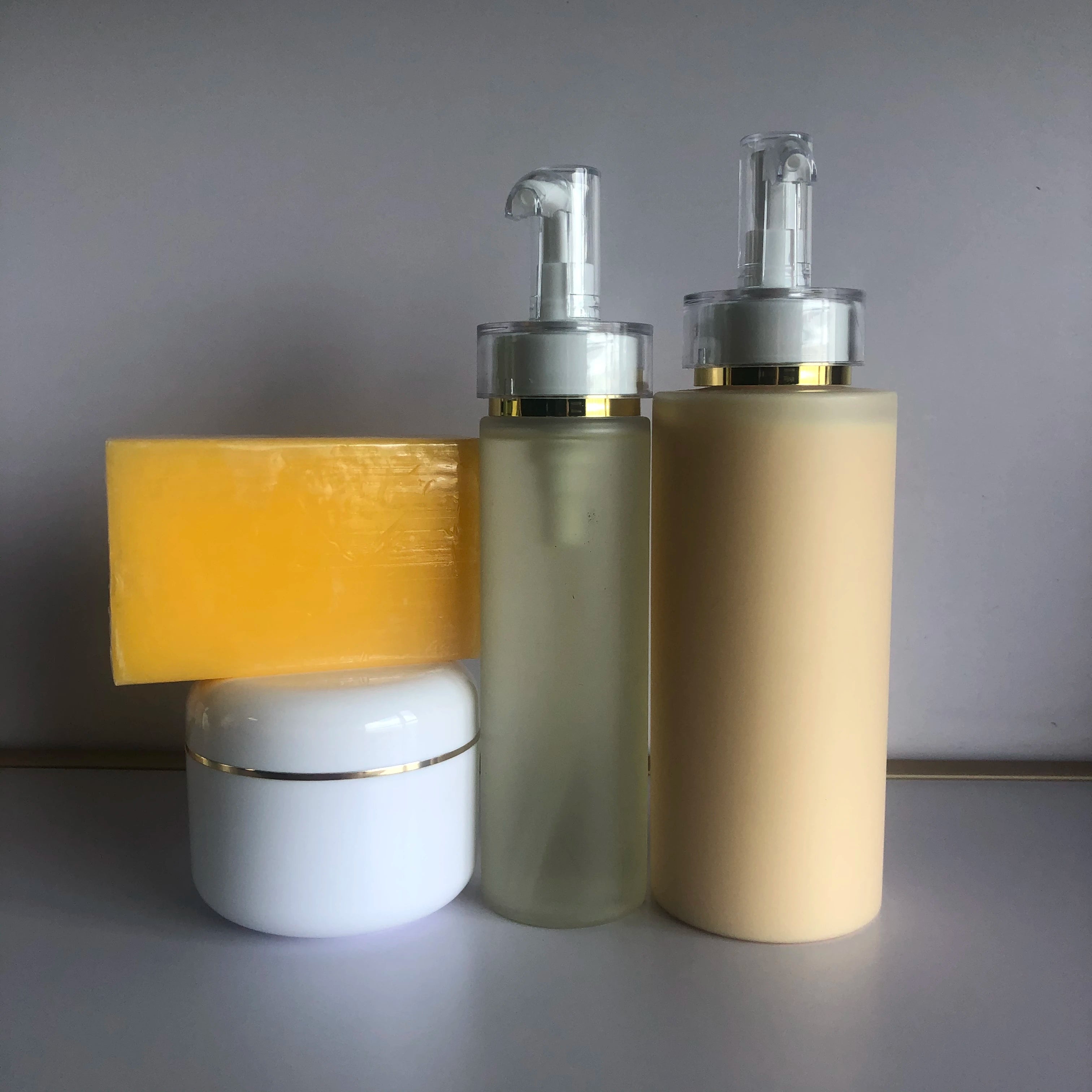 Private Label Fast Bleaching Papaya Set Gluta Kojic Acid Whitening Moisturizing Soap Body Lotion Body Oil Face Cream
