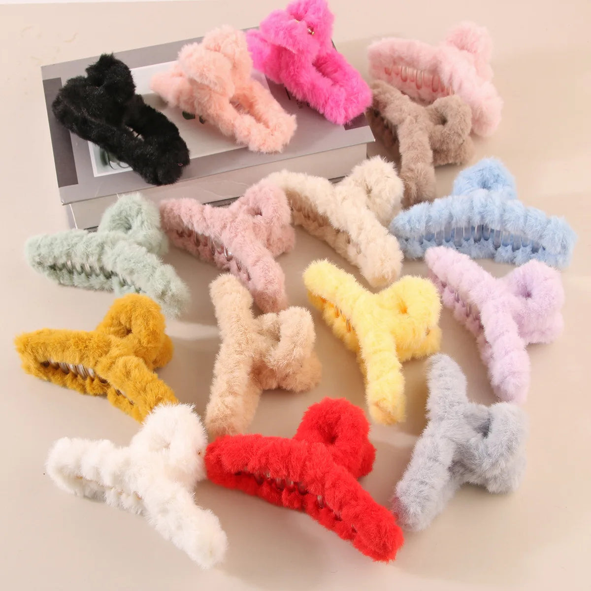Wholesale New Design Plush Hair Claw for Women Colorful Shark Hair Claw Temperament Sweet Girl Hair Accessory