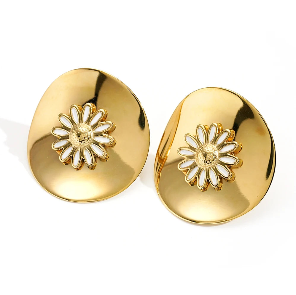 Hot Sales 18K Gold Plated Stainless Steel Jewelry Round Piece Daisy Flower Stud Earrings Waterproof for Woman Earrings E251694