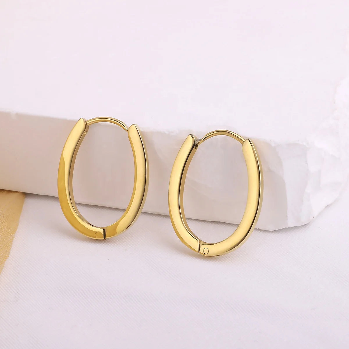 Custom Jewelry Earrings Minimalist Stainless Steel Waterproof Small Hoop Huggies Hoop Earrings