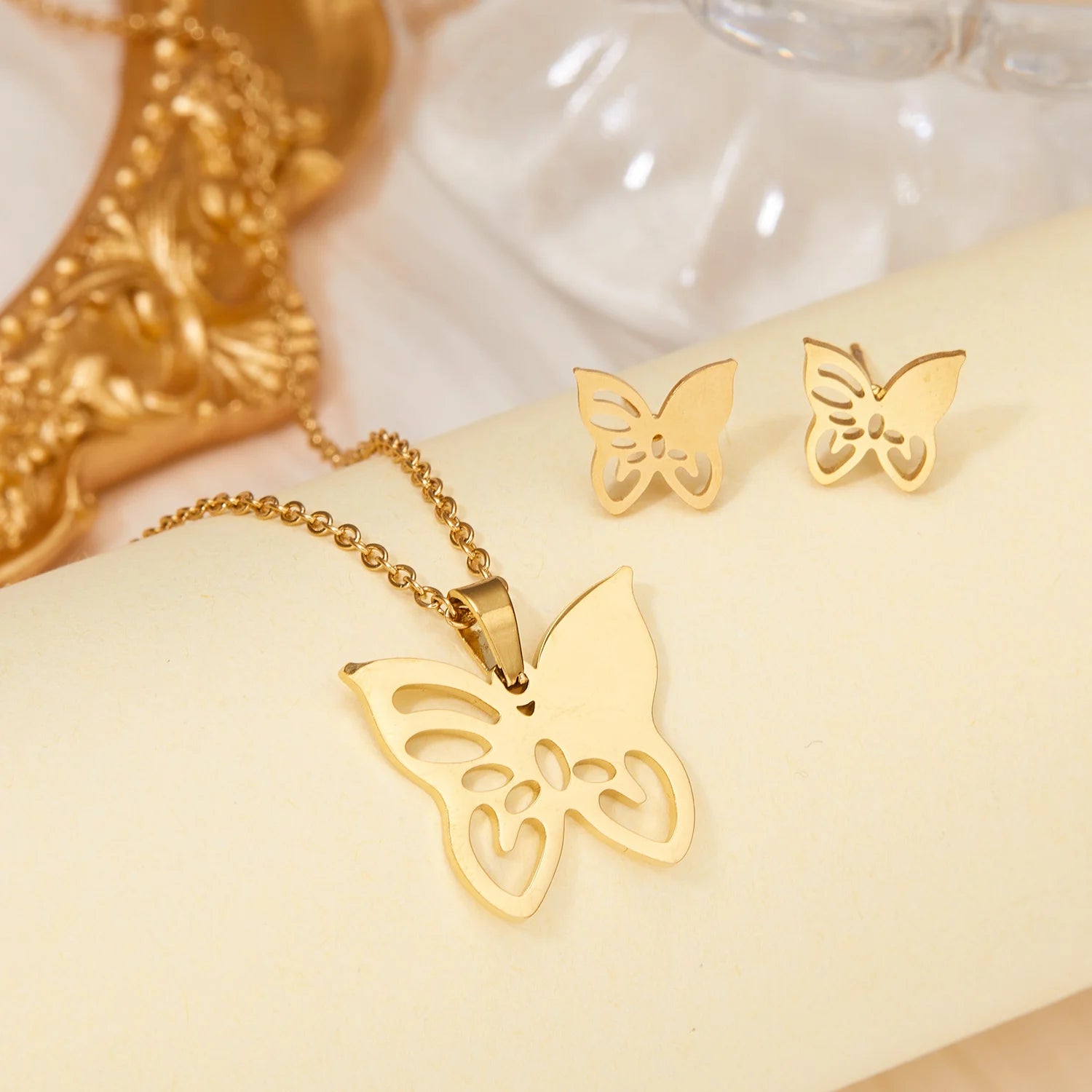 2023 New Stainless Steel Necklace Hollow Butterfly Heart Mama Mother's Day Gift Gold Plated Necklace Earring Jewelry Set