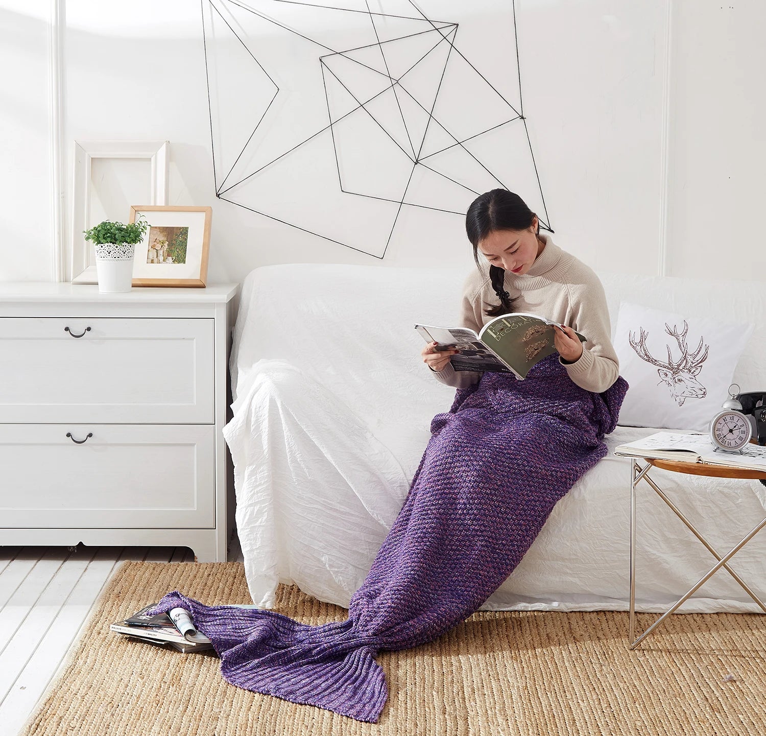 Hot Selling INS Style 100% Acrylic  for Adult  Crochet Soft Mermaid Tail Knitted Blanket JY