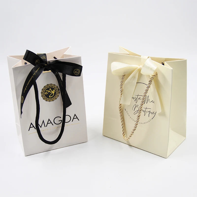 Luxury Paper Bags for Cosmetics Perfume Fashion Jewelry Small Paper Bag With Your Own Logo Shopping Gift Paper Bags With Ribbon