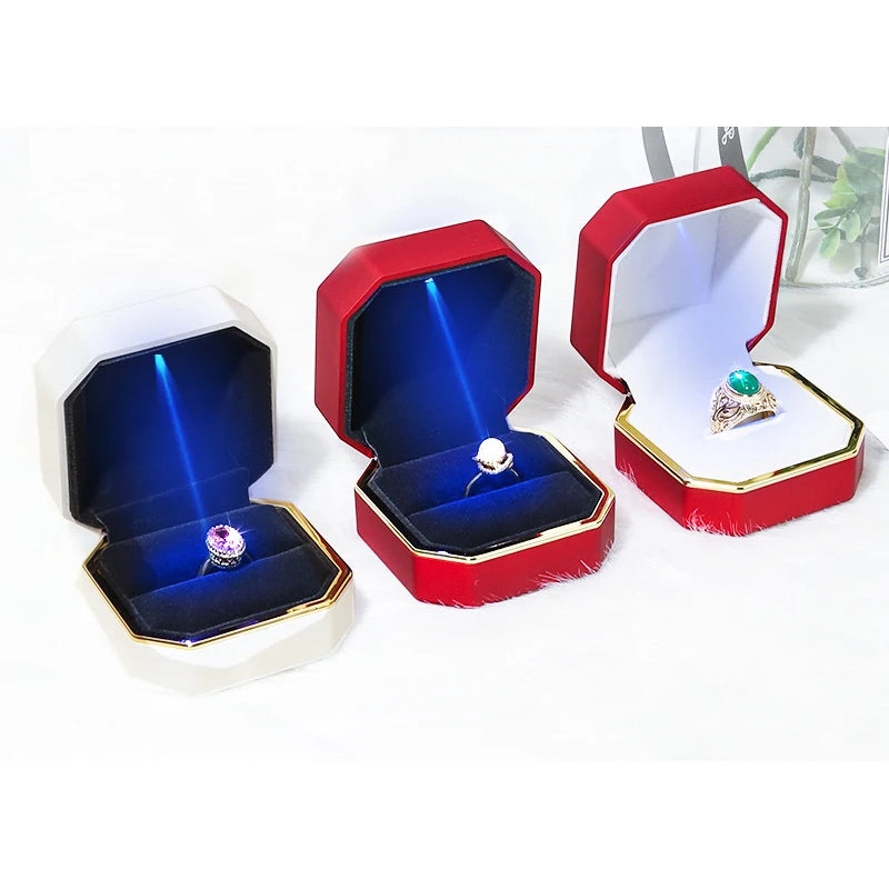 A1 China Luxury Jewelry Box with Custom Logo Artpaper/Special Paper Custom Shape & Size Options LED Lighting