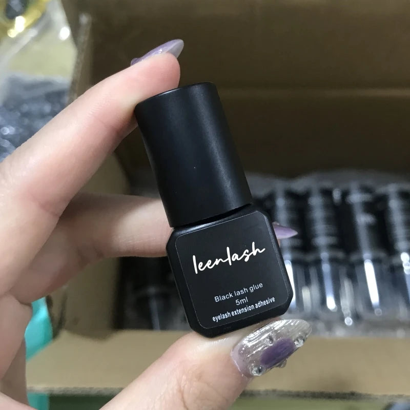 New Arrival the Latest Date Fast Dry False Eyelash Extension Glue Private Label Clear Black OEM Eyelash Glue