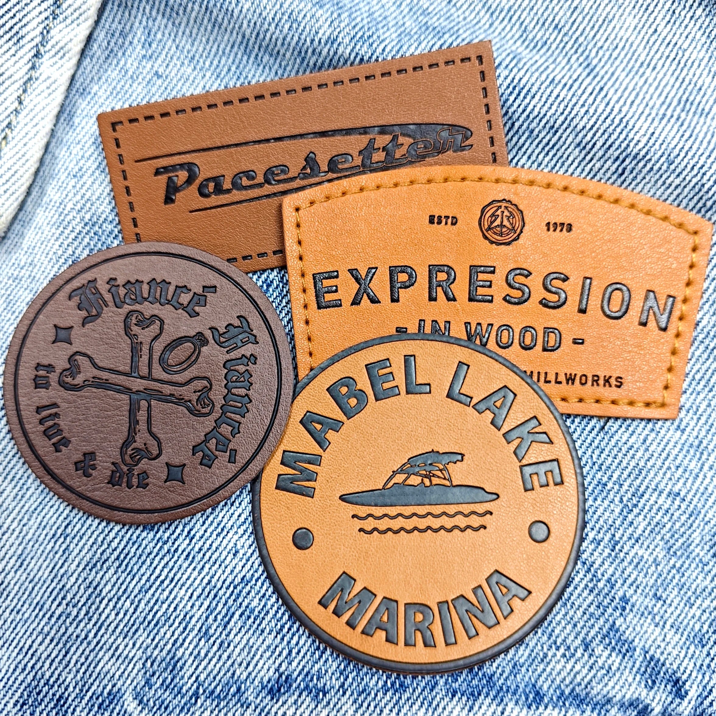 Low MOQ Hook and Loop Iron on Factory Personalize Custom Design Color Embossed Fashion Hand Bag Jeans PU Leather for Clothing