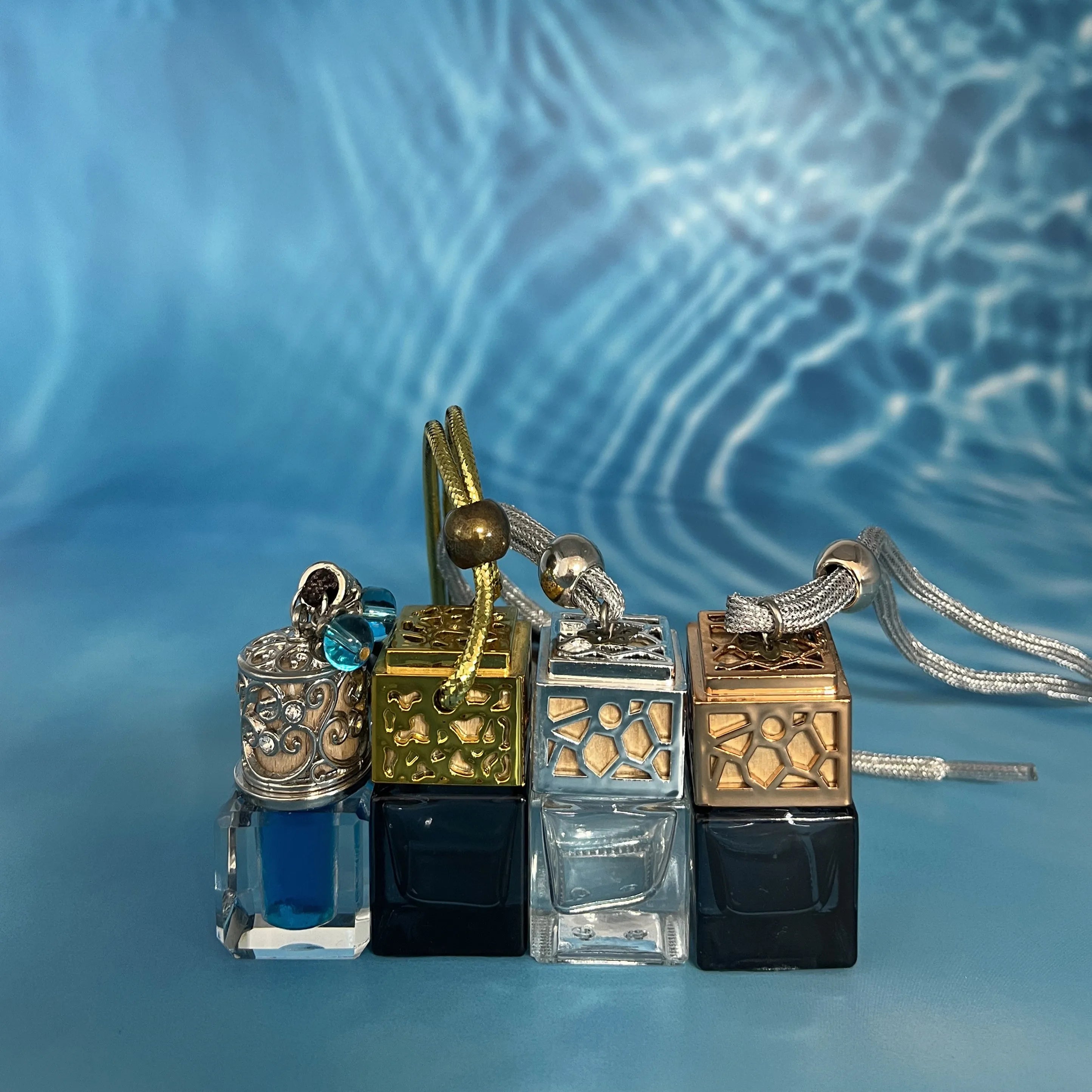 6ml Empty Car Hanging Perfume Aromatherapy Bottle Diffuser Air Fresher Ornament Vials Small Car Pendant Gift Perfume Bottle