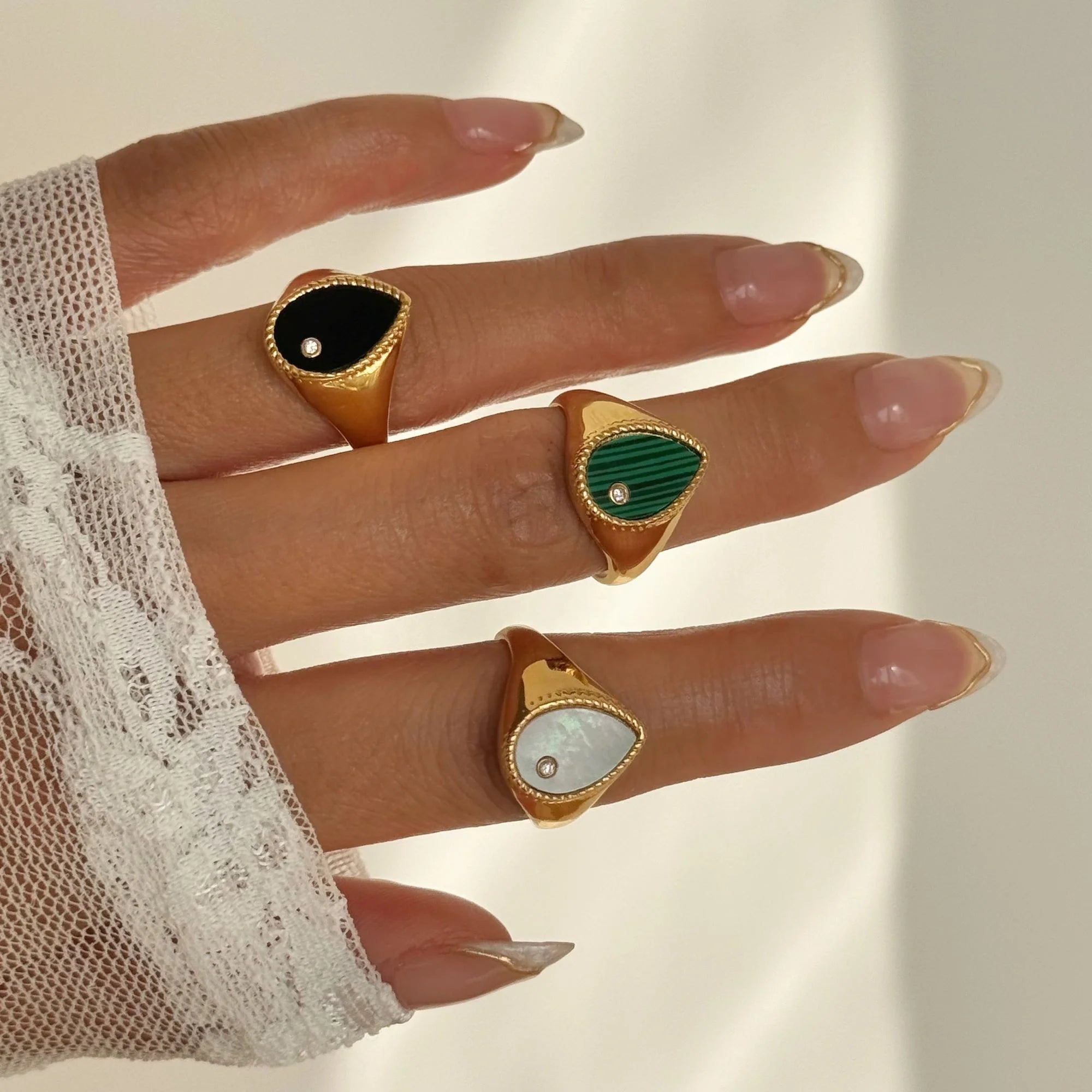 Dazan SUMMER New Ins Trendy 18k PVD Gold Plated Stainless Steel Classic Pear Shell Blingbling Ring Elegant Lady Luxury Jewelry