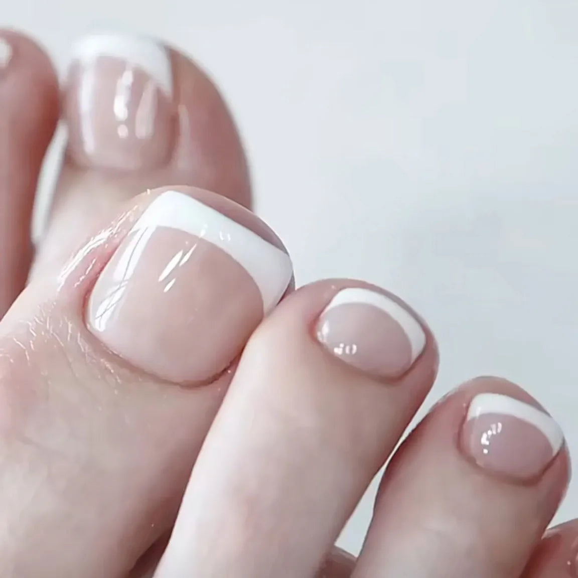 Hot Selling 24pcs/Box Nude French Toenails Square Toe Nails Full Cover Press on Toenails