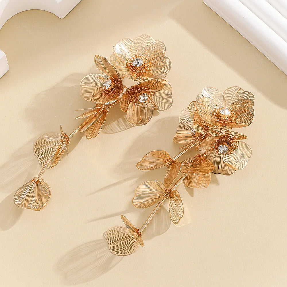 Hot Selling Waterfall Fish Tail Pattern Rose Earrings Fluttering in Spring Wedding Festival Beautiful Flower Earrings