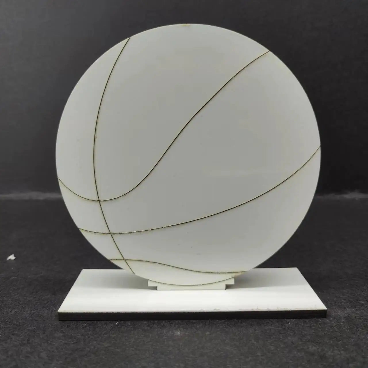 RubySub Custom Eco-Friendly MDF Basketball Stand Wooden Photo Plaque for Sublimation Unique Blank Basketball Display Wood Frame