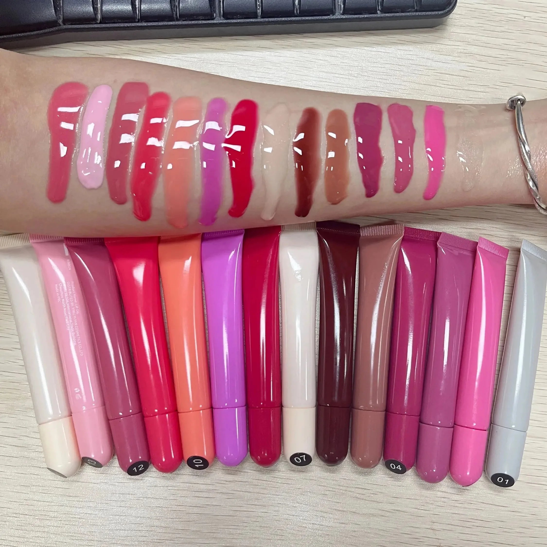 Wholesale Custom Logo Moisturizing Organic Long Lasting Tinted Glossy Lip Balm Stick for Women