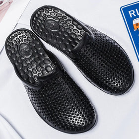 New Summer Trend Non-Slip Soft Bottom Indoor and Outdoor Beach Sandals for Couples EVA Outsole for Spring Season