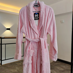 Customized Factory Hotel Bathrobes Flannel Pajamas Women's Long Robes Cut Pajamas Women's Thick Winter Bathrobes Clothes