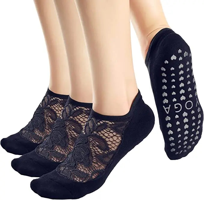 Women's Breathable Lace Floral Mesh Knitted Yoga Socks Non-Slip Winter Accessory with Simple Style