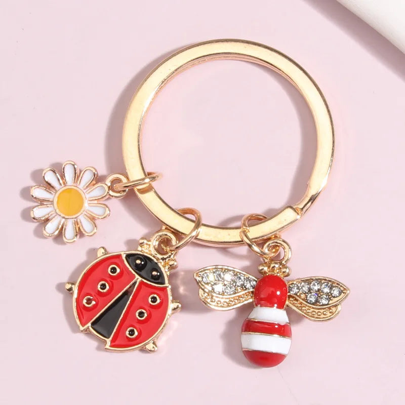 Back to School Gift Enamel Bee Sunflower Pendant Rhinestone Ladybug Charm Metal Key Chain Key Ring Bag Accessories Car Key Chain