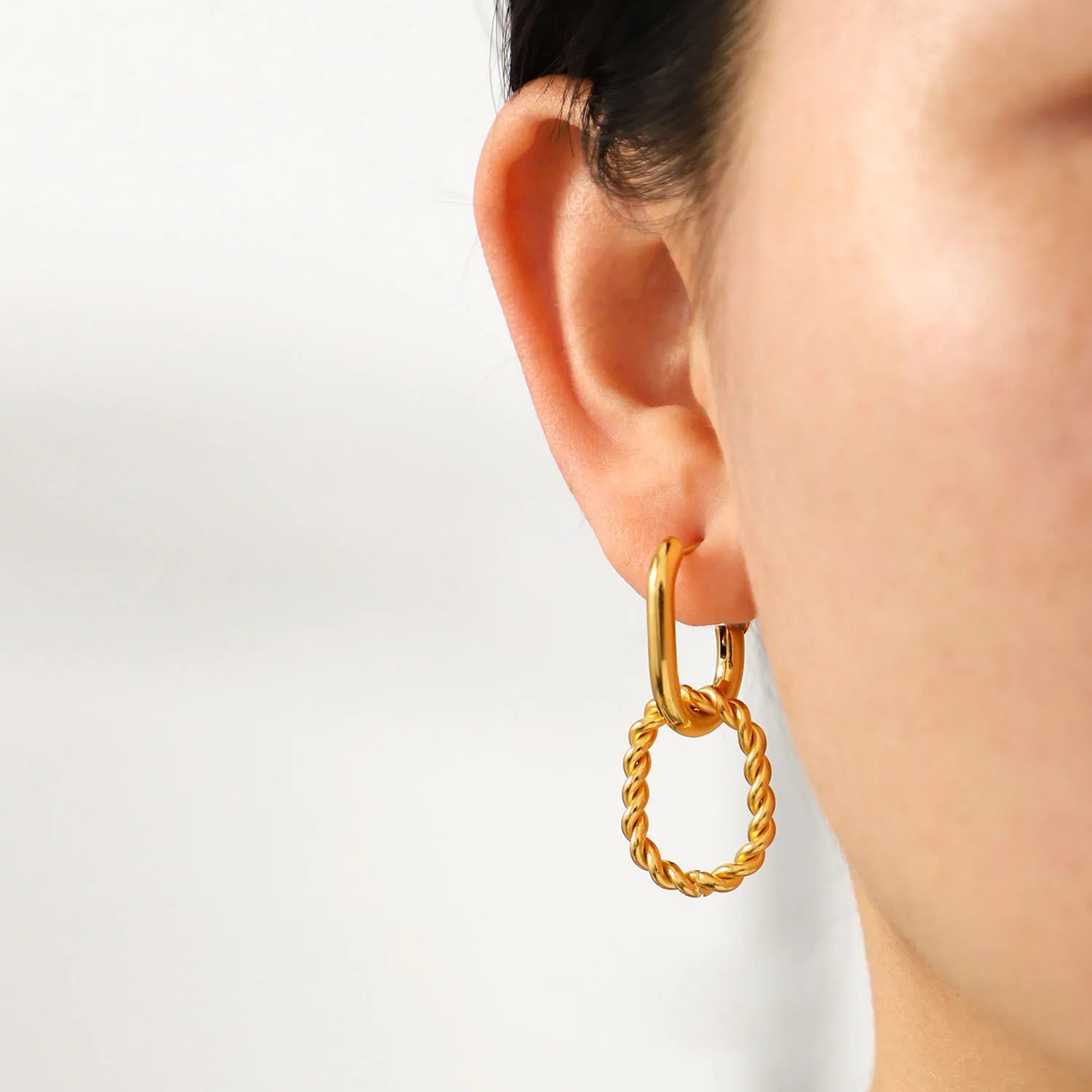 New Double U-shaped Removable Twist Ring Pendant Stainless Steel Gold Plated Waterproof Huggie Earrings for Women