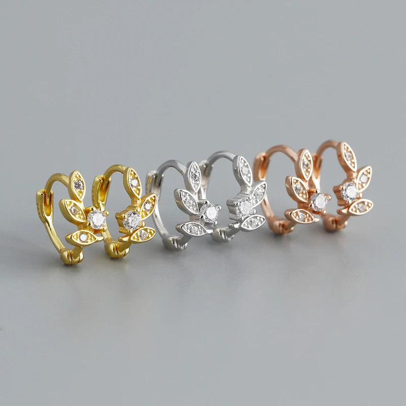 925 Sterling Silver Leaf Hoop Earrings Delicate Fashionable Zircon Jewelry with Gold Plating for Ladies for Parties