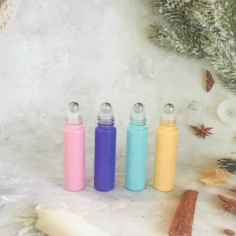 Wholesale NEW ARRIVAL 10ml Macaron Color pink Purple Yellow Sky Blue Roller Glass Bottle with White Lid