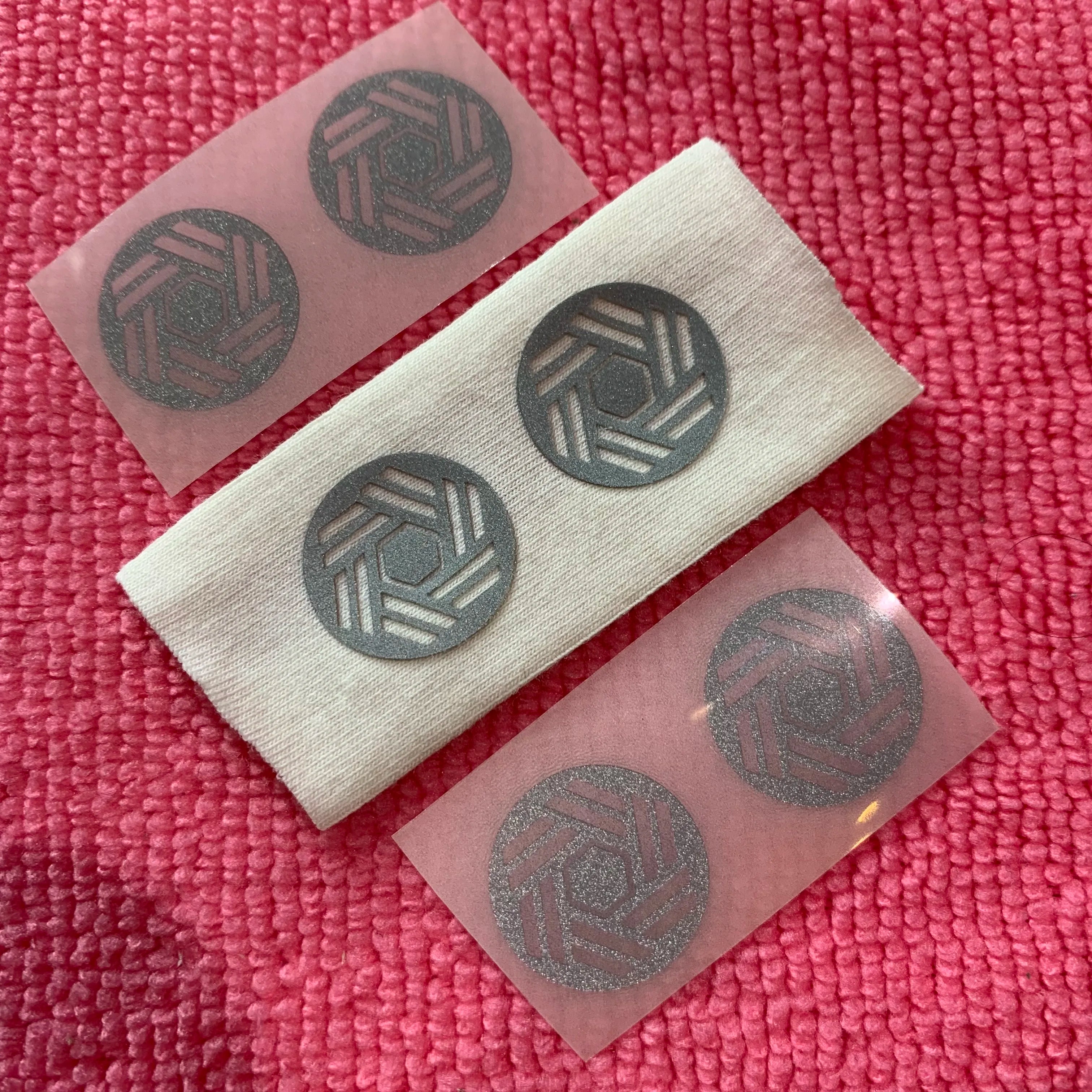 Perfect Effect Reflective Silver Heat Transfer Labelglow in Dark Shiny logo Heat Transfer Sticker for Shoes