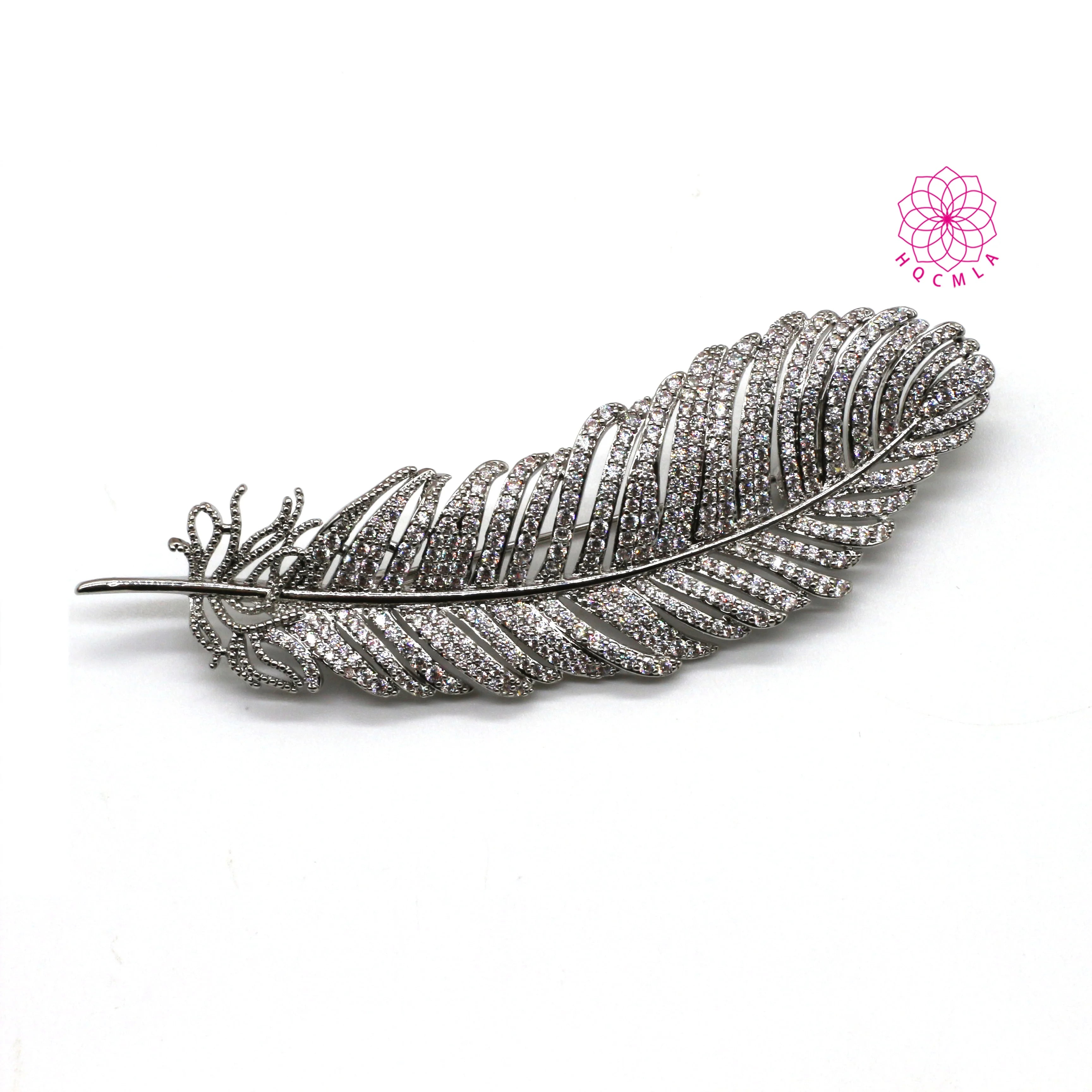 2026 New Fashion Elegance Crystal Feather Brooch Gift for Women Silver Plated Korean Jewelry Luxury Designer Jewelry for Women
