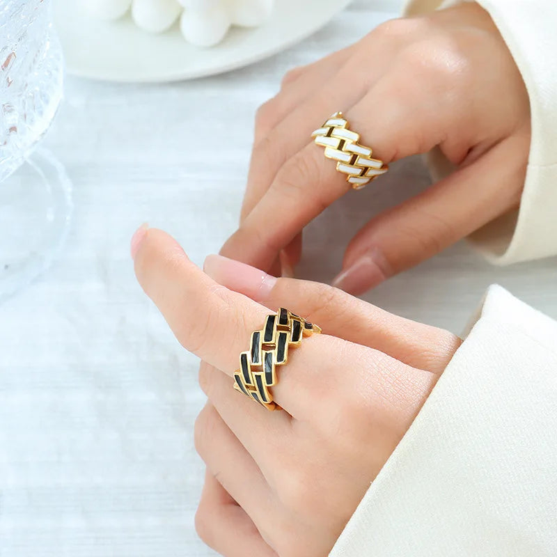 Ins Trendy Black White Enamel Gold Plated Stainless Steel Oil Drop Square Cross Ring Waterproof Finger Ring Jewelry for Women