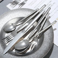 Japanese 304 Stainless Steel Retro Western Tableware Sustainable Metal Knife Fork Spoon Set with Classic Frosted Design