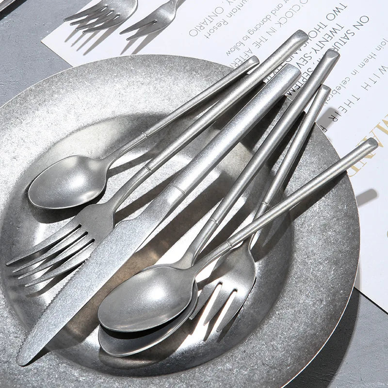 Japanese 304 Stainless Steel Retro Western Tableware Sustainable Metal Knife Fork Spoon Set with Classic Frosted Design
