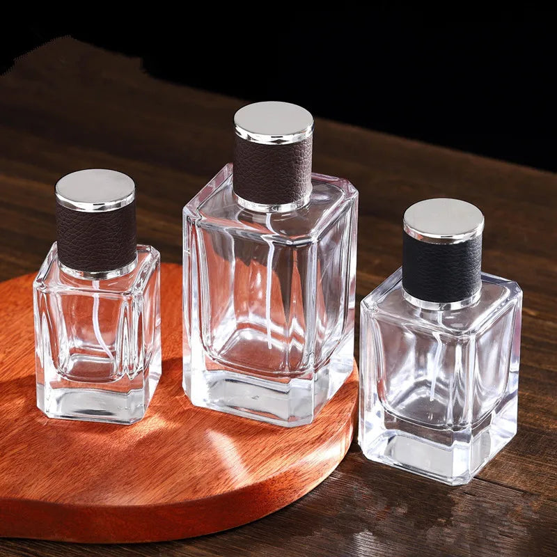 Wholesale Most Perfume Spray Cosmetic Packaging Bottles 30 ml Customized logo Color with Cap