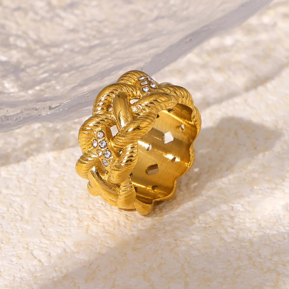 Vintage Stainless Steel Waterproof Jewelry 18k Gold Plated Irregular Twisted Rope Chains Cubic Zirconia Hollow Finger Ring Women