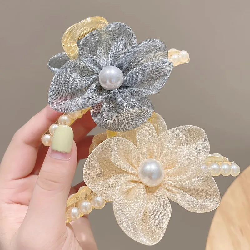 Wholesale Korean Fashion Women Elegant Satin Pearl Hair Clips Hair Accessories Flower Hair Claw for Girls