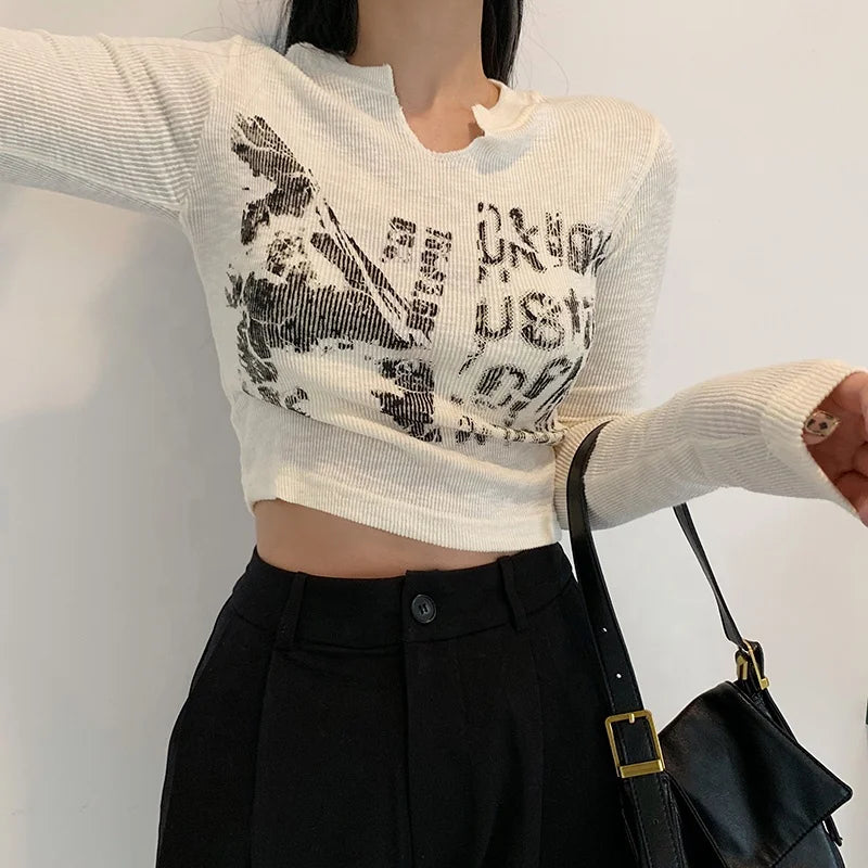 Long Sleeve Cropped Top Grunge Clothes Vintage Letter T-shirt Aesthetic Clothes Korean Style Chic Slim Autumn Top Streetwear