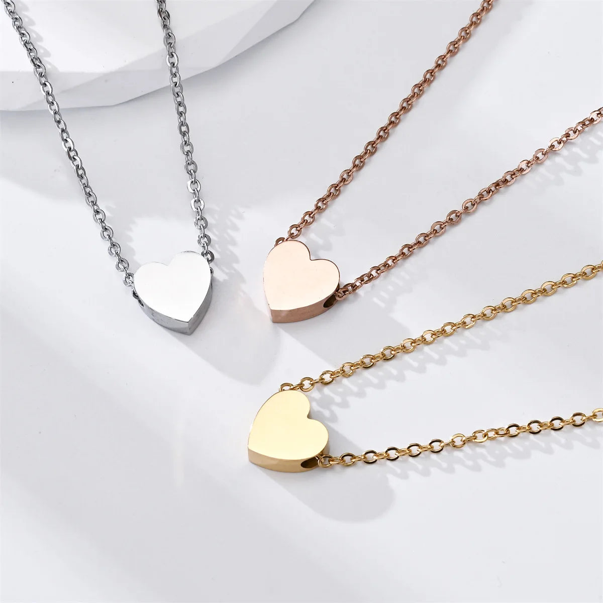 Trendy Waterproof Silver Rose 18K Gold Plated Titanium Stainless Steel Women Charm Heart Shaped Pendant Necklace Jewelry