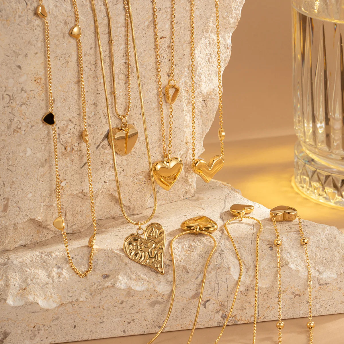 G3829 Wholesale Minimalist Heart-Shaped Stainless Steel Necklace Women 18K Gold Plated Heart Pendant Fashion Jewelry Necklaces